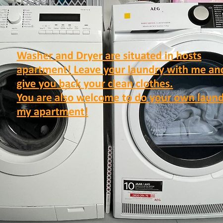 Houseboat Apartment With Water Terrace, Free Parking, Free Bikes & Fast Wifi 암스테르담 외부 사진